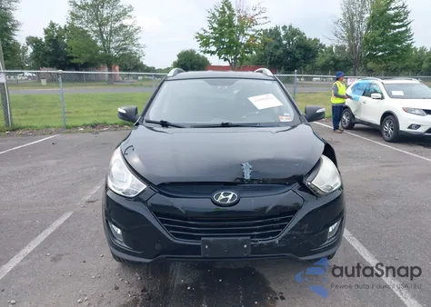 2011 Hyundai Tucson Gls z USA, uszkodzony, nr VIN KM8JU3AC1BU142996